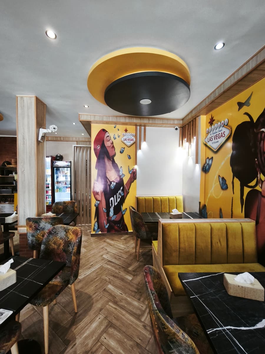 Snack Las Vegas, espacio de ocio y comida rápida en Tetuán